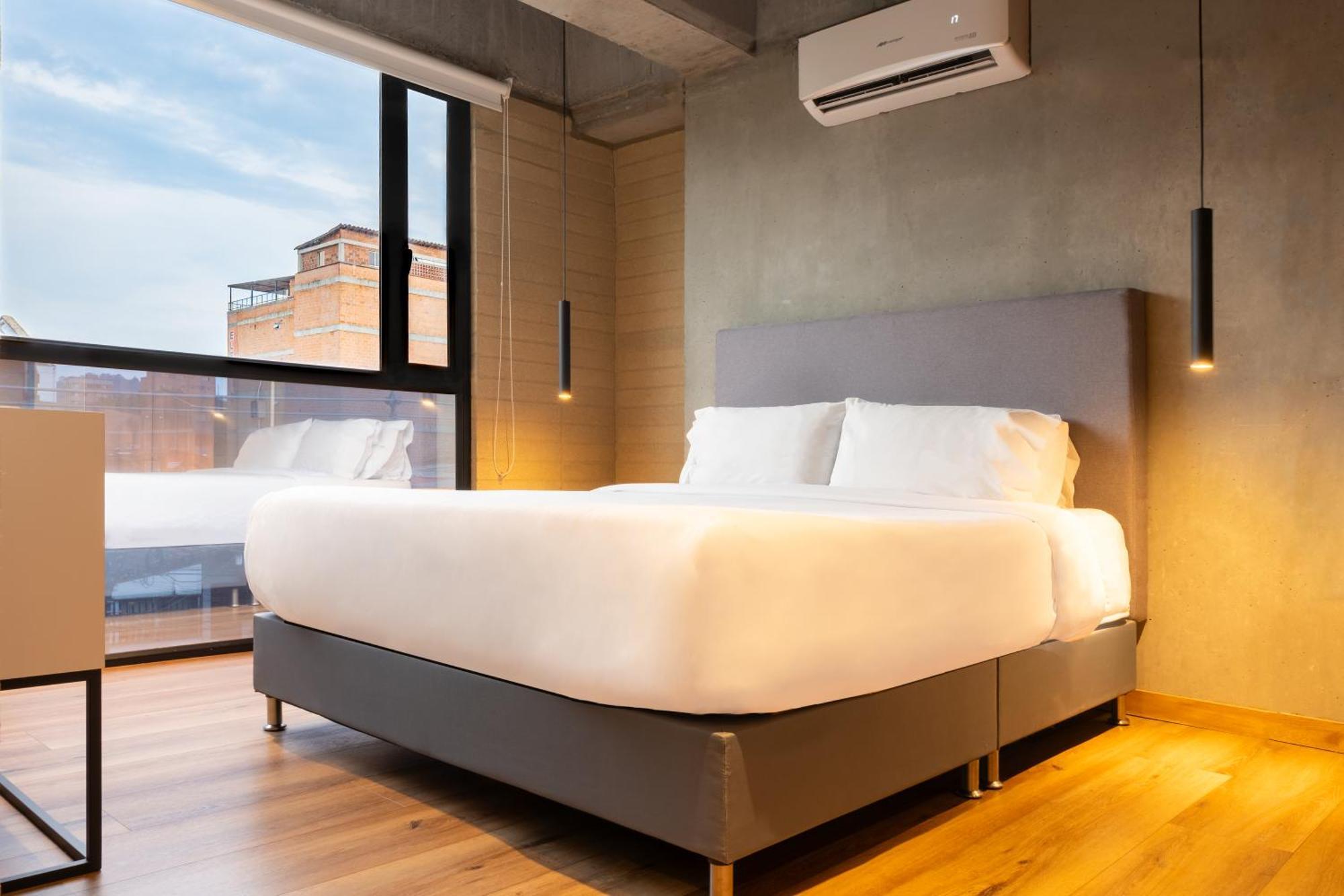 Aparthotel Loft 43 *